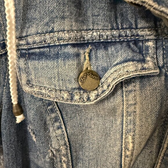Free People Distressed Jean Jacket Women's Small - Picture 15 of 16